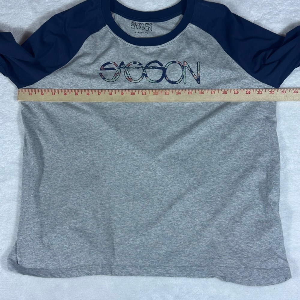Johnny Was Sasson Raglan Top Women XL Grey Blue Floral Logo Graphic Tee - Picture 4 of 7